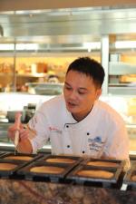 <br />Chef Sam Leong preparing the dishes